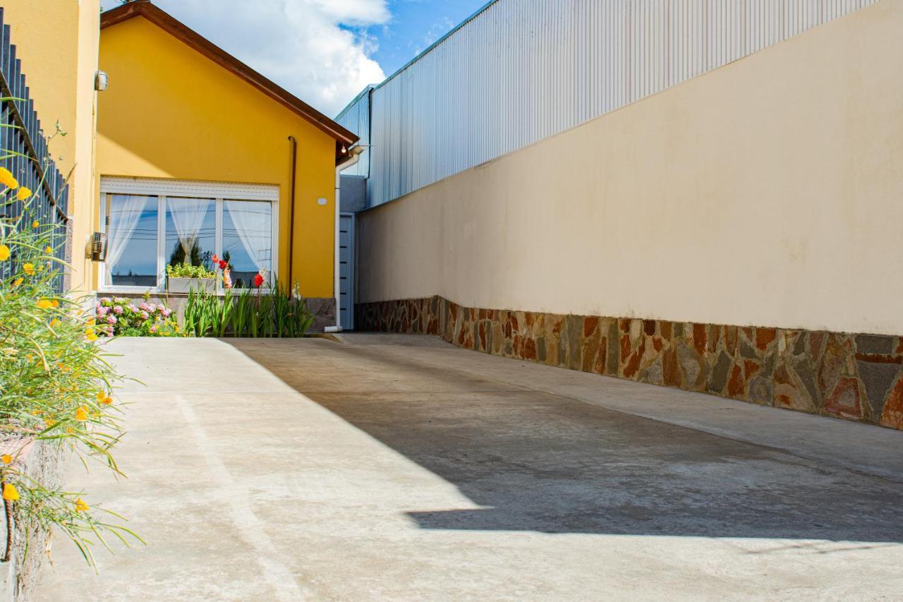 Departamento Casimiro-Nuevo Amplio En Zona Centro Apartman El Calafate Kültér fotó