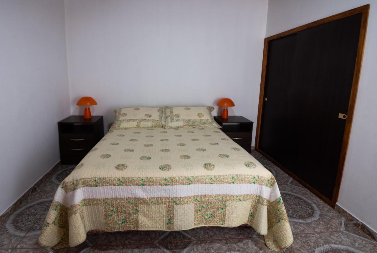 Departamento Casimiro-Nuevo Amplio En Zona Centro Apartman El Calafate Kültér fotó